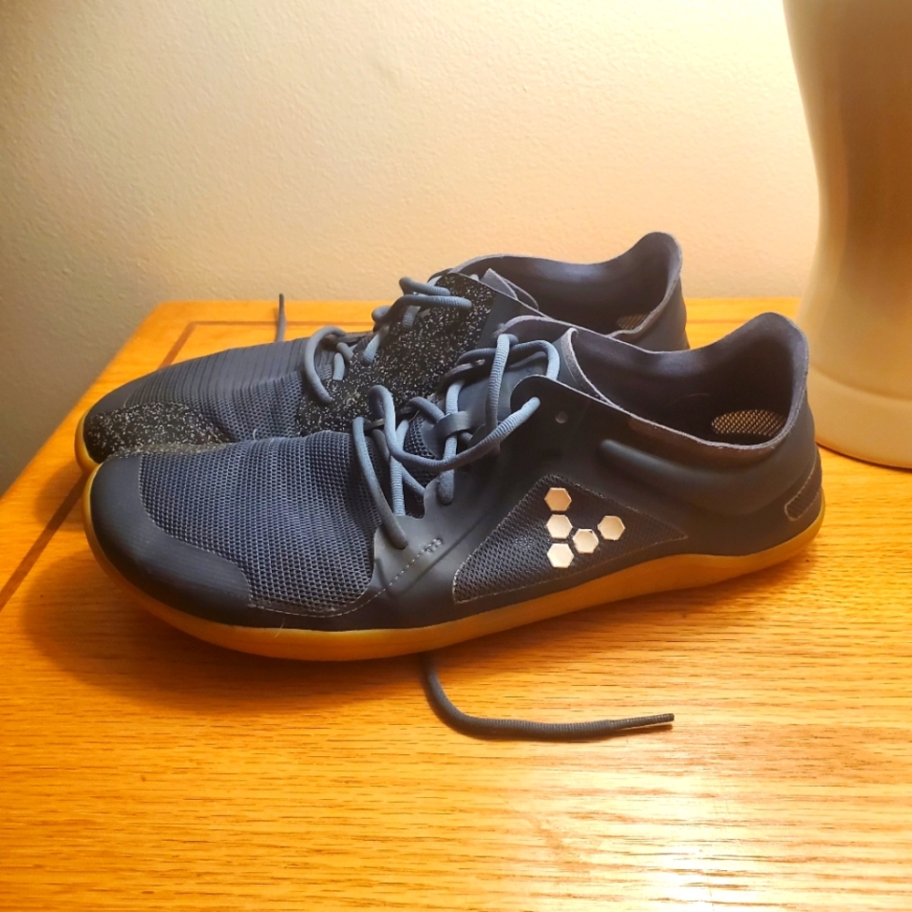 Vivobarefoot Primus Lite III